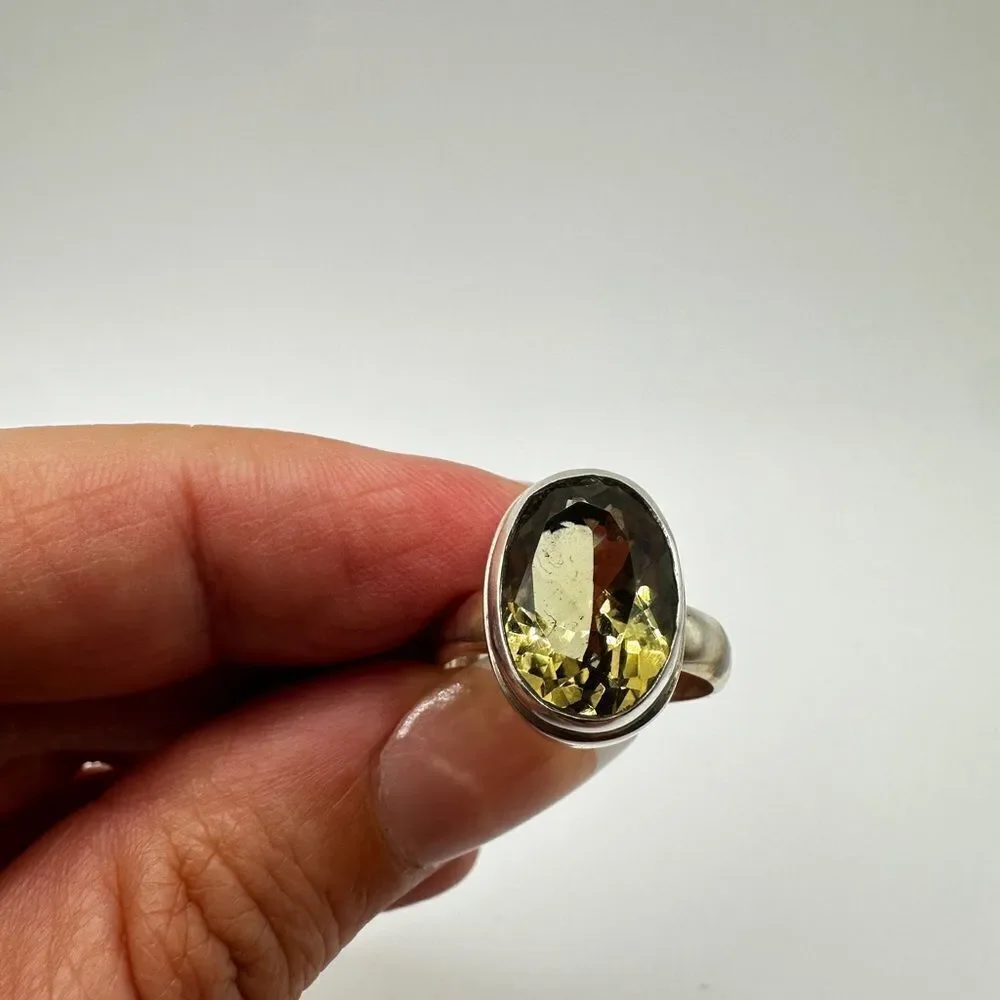 NWT Faceted‎ 10x14mm Lemon Quartz solitaire ring in Bali sterling silver!